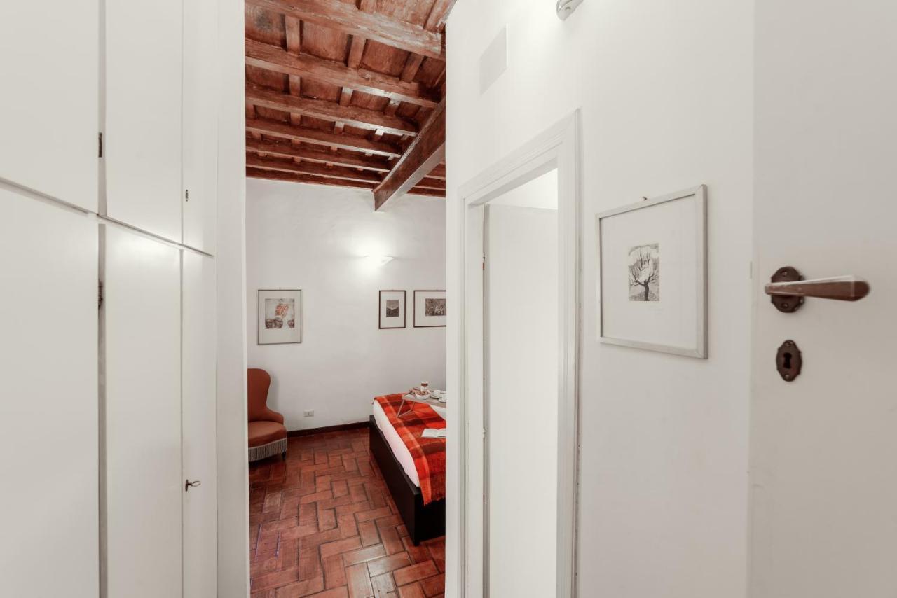 Domus Quiritum Charming, Appartamento D'Epoca A Campo De' Fiori Rome Buitenkant foto